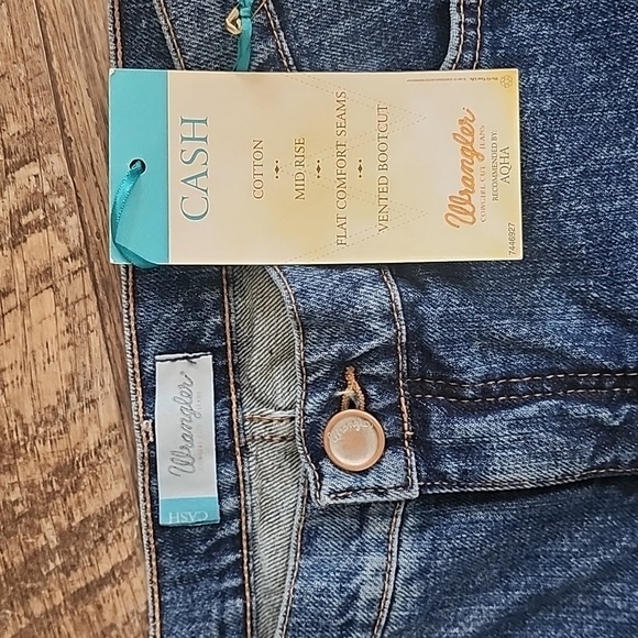 NWT Wrangler Cowgirl Cut Cash Jeans Sz 11/12 X 30 - Picture 2 of 7